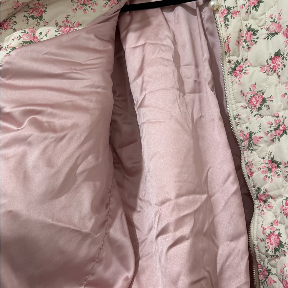 Quilted Floral Bomber Jacket - Pink on Cream - Picture 13 of 16